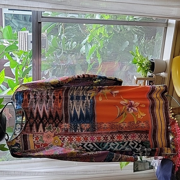 Johnny Was Multicolor Floral Tunic - Picture 5 of 12